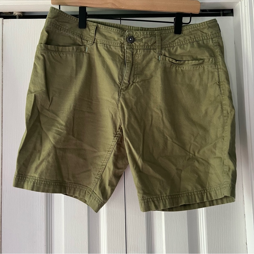 Stio Olive Green Women's Shorts Size 8
